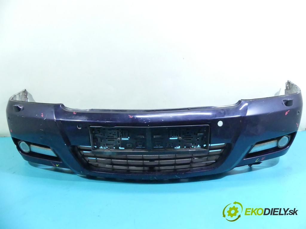 Opel Signum 3.0 cdti 177 hp manual 130 kW 2959 cm3 5- nárazník přední