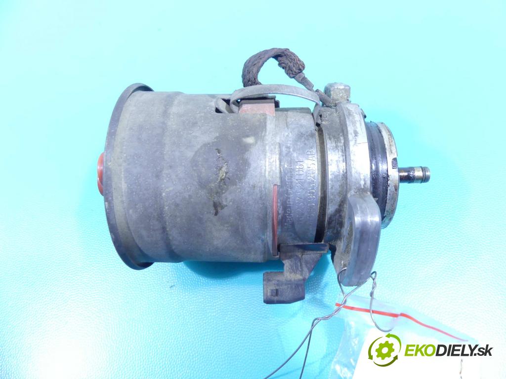 Seat Cordoba I 1993-2002 1.4 60 HP manual 44 kW 1390 cm3 4- rozdeľovač 0237521061 (Rozdeľovače)