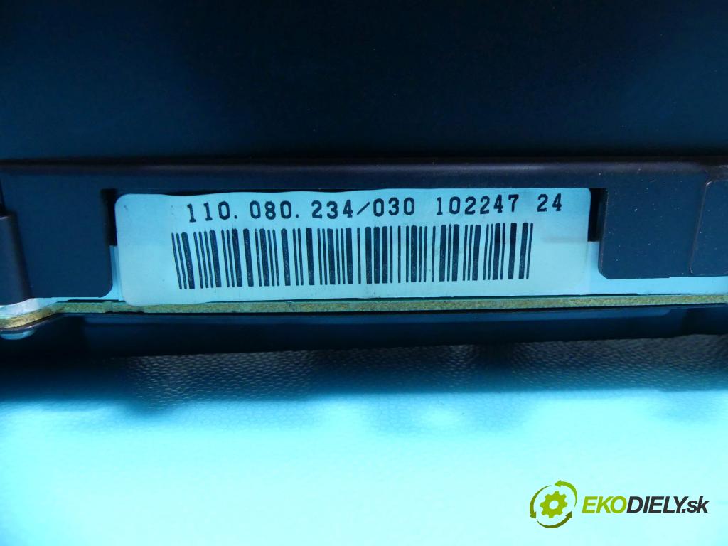 Opel Signum 3.0 cdti 177 HP manual 130 kW 2959 cm3 5- prístrojovka/ budíky 13144745WD (Prístrojové dosky, displeje)