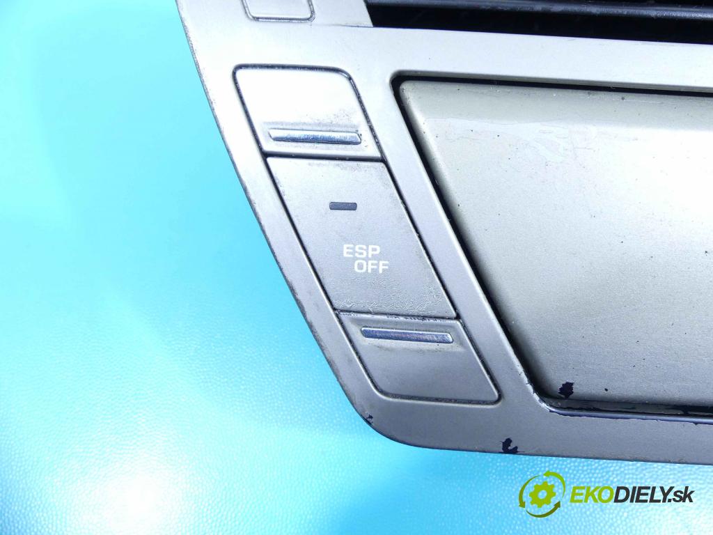 Citroen C4 Grand picasso I 2006-2013 2.0 hdi 136 HP automatic 100 kW 1997 cm3 5- Mřížka: kúrenia stredová 9683265580 (Mriežky kúrenia (fukáre))