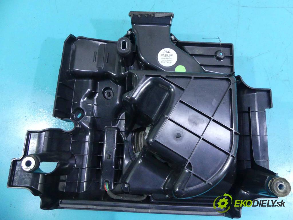 Citroen C4 Grand picasso I 2006-2013 2.0 hdi 136 HP automatic 100 kW 1997 cm3 5- Subwoofer: 9654821380 (Audio zariadenia)