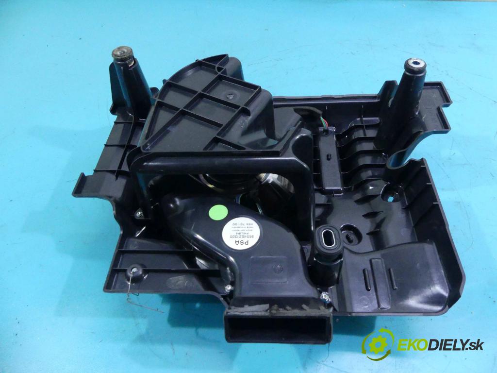 Citroen C4 Grand picasso I 2006-2013 2.0 hdi 136 HP automatic 100 kW 1997 cm3 5- Subwoofer: 9654821380 (Audio zariadenia)