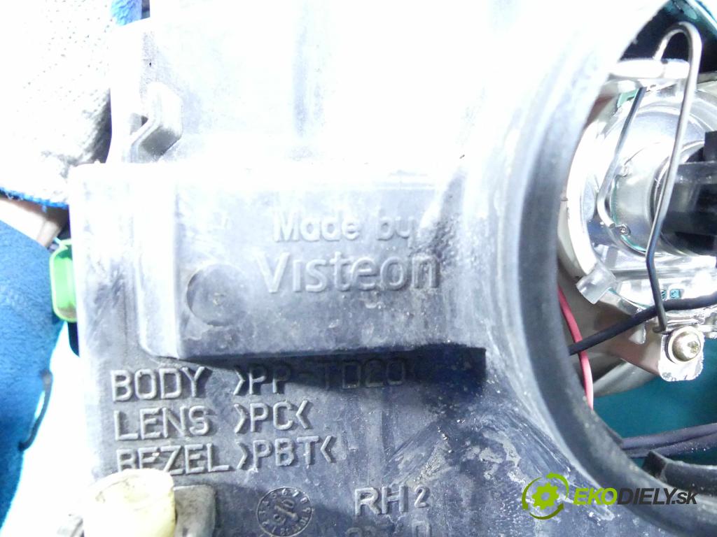 Ford Fiesta Mk6 2002-2008 1.3 69KM manual 51 kW 1299 cm3 3- Reflektor: pravý  (Pravé)