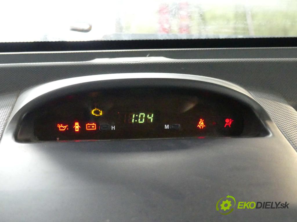 Chevrolet Aveo T200 2003-2008 1,2.0 8v 72 HP manual 53 kW 1150 cm3 5- Zobrazit:  (Prístrojové dosky, displeje)