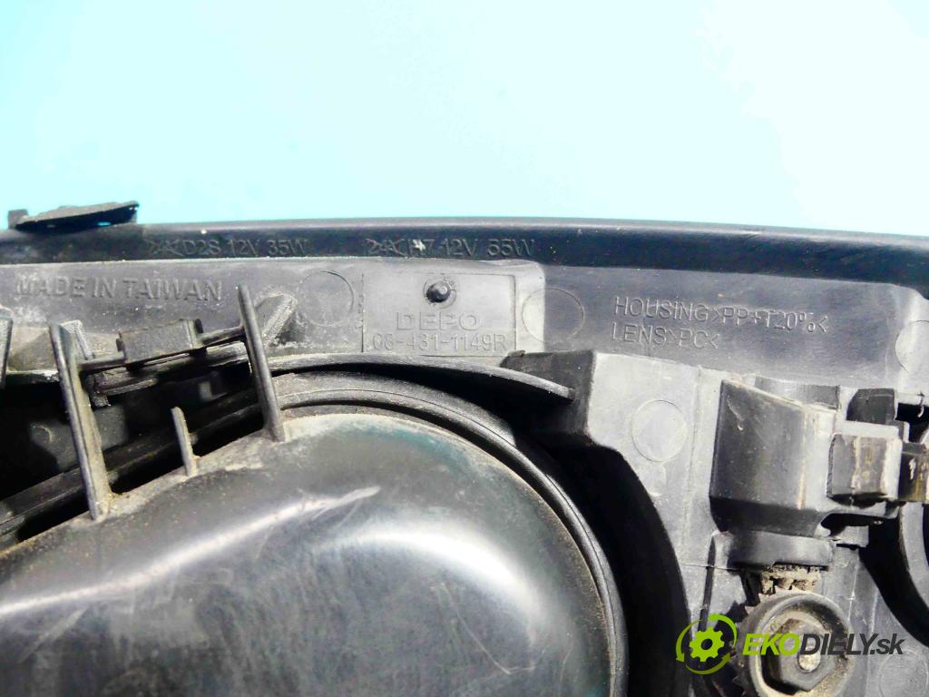 Ford Mondeo Mk3 2000-2007 1.8 16v 125 HP manual 92 kW 1798 cm3 5- Reflektor: pravý  (Pravé)