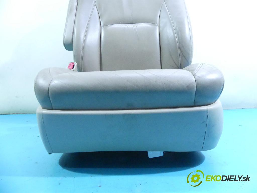 Lexus RX II 2003-2008 3.3 V6 232KM automatic 171 kW 3302 cm3 5- Sedačka ľavý  (Sedačky, sedadlá)