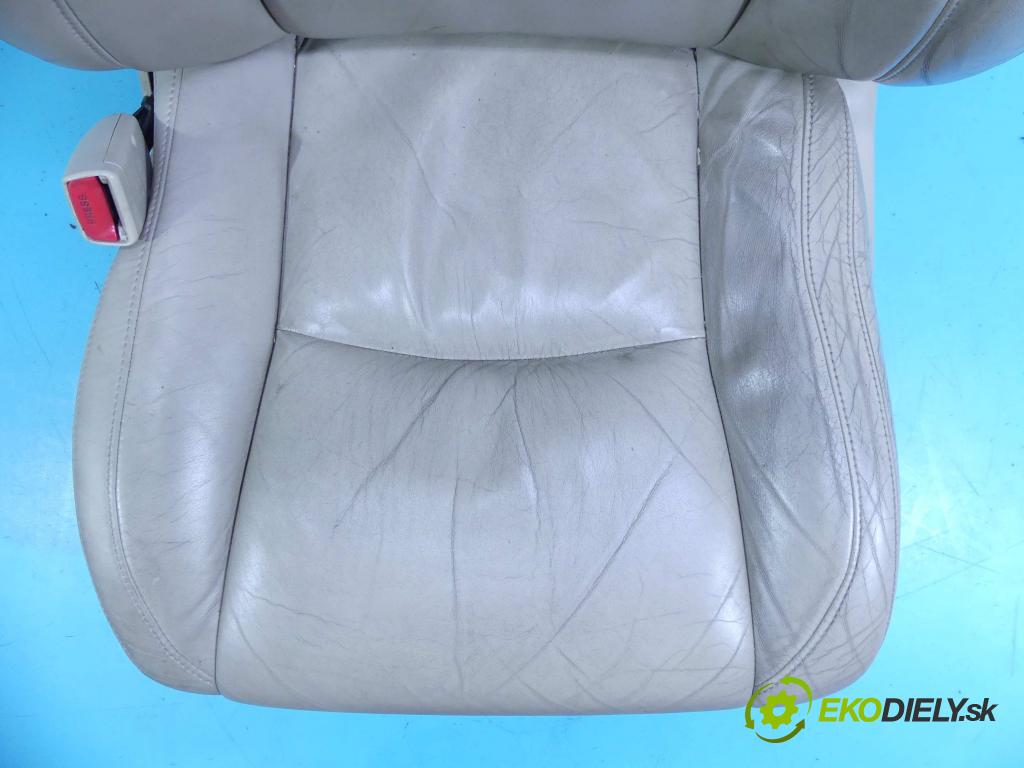 Lexus RX II 2003-2008 3.3 V6 232KM automatic 171 kW 3302 cm3 5- Sedačka ľavý  (Sedačky, sedadlá)