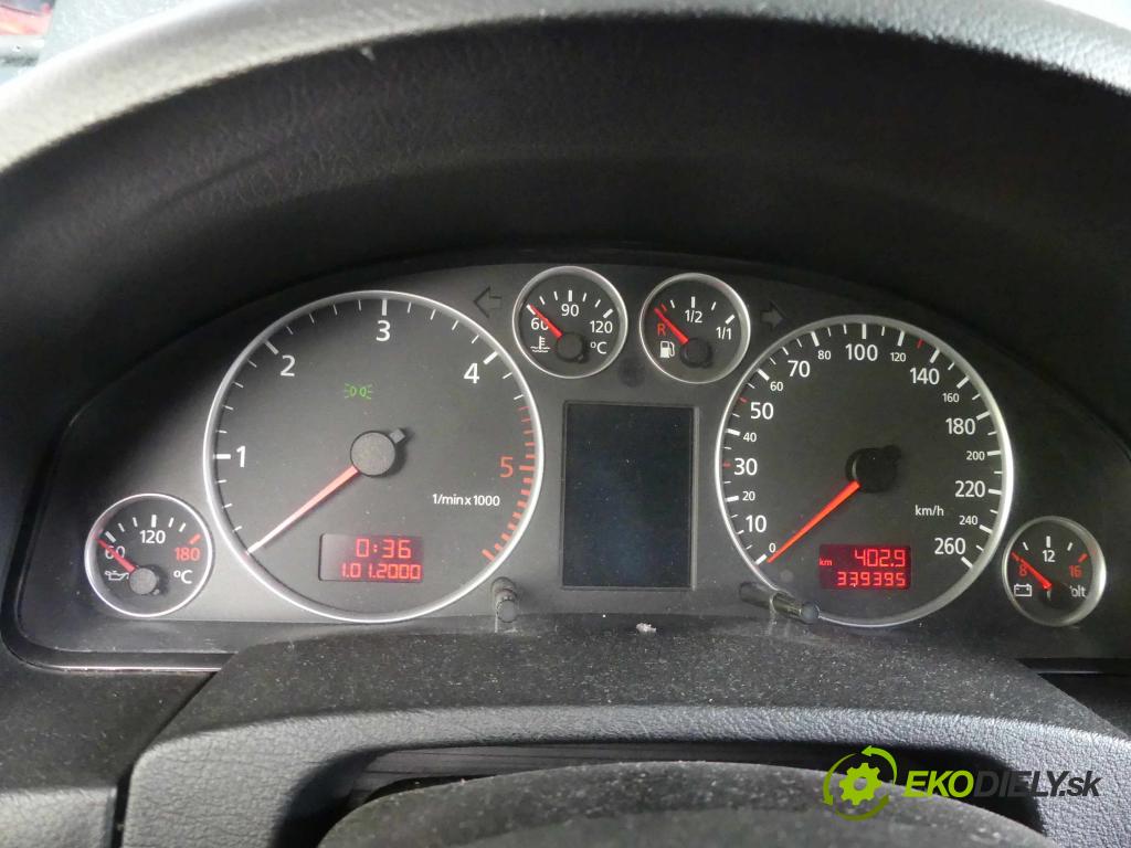 Audi A6 C5 1997-2004 2.5 tdi 150 HP manual 110 kW 2496 cm3 5- prístrojovka/ budíky  (Prístrojové dosky, displeje)