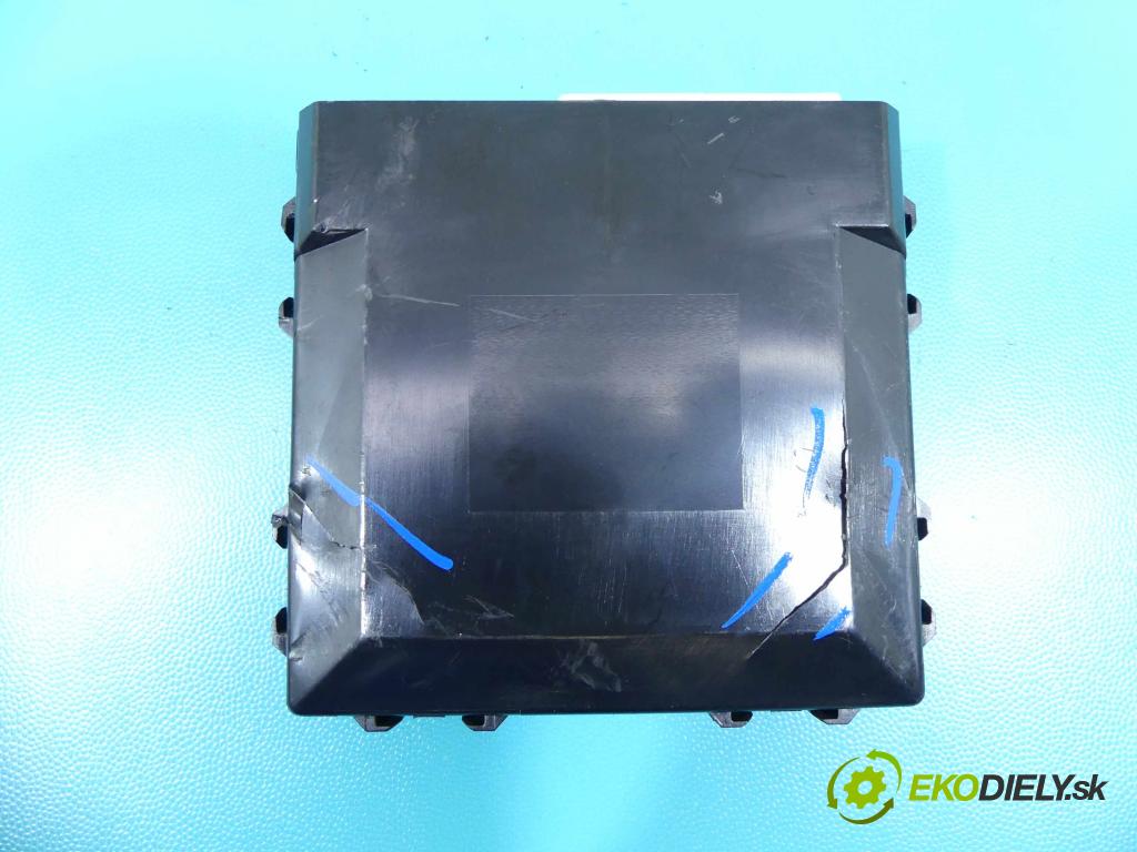 Lexus RX II 2003-2008 3.3 V6 232KM automatic 171 kW 3302 cm3 5- modul riadiaca jednotka 88650-48060 (Ostatné)