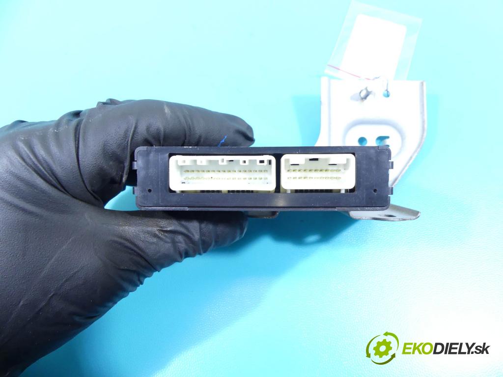 Lexus RX II 2003-2008 3.3 V6 232KM automatic 171 kW 3302 cm3 5- modul riadiaca jednotka 89940-48110 (Ostatné)