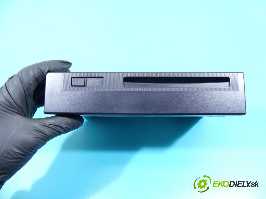 Lexus RX II 2003-2008 3.3 V6 232KM automatic 171 kW 3302 cm3 5- Menič: cd 86841-50090 (CD meniče)