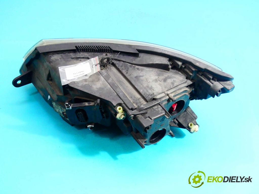 Skoda Superb II 2008-2015 2.0 tdi 140 HP automatic 103 kW 1968 cm3 4- Reflektor: pravý 3T1941016H (Pravé)