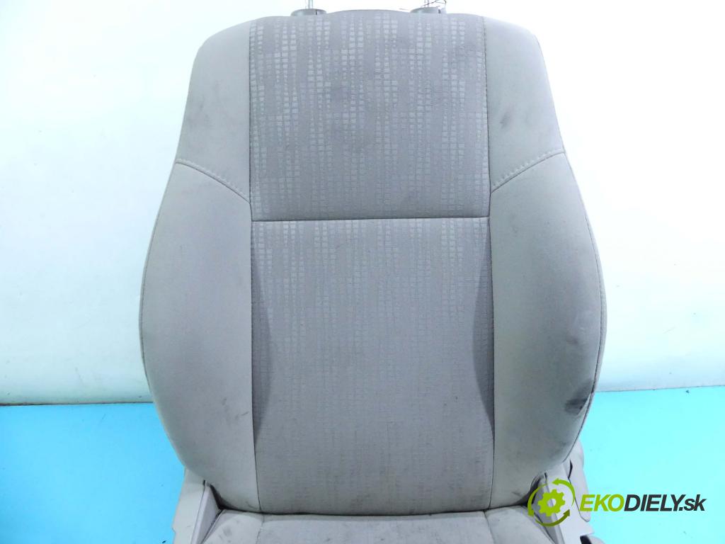 Dodge Caliber 2.0 CRD 140 HP manual 103 kW 1968 cm3 5- Sedačka ľavý  (Sedačky, sedadlá)