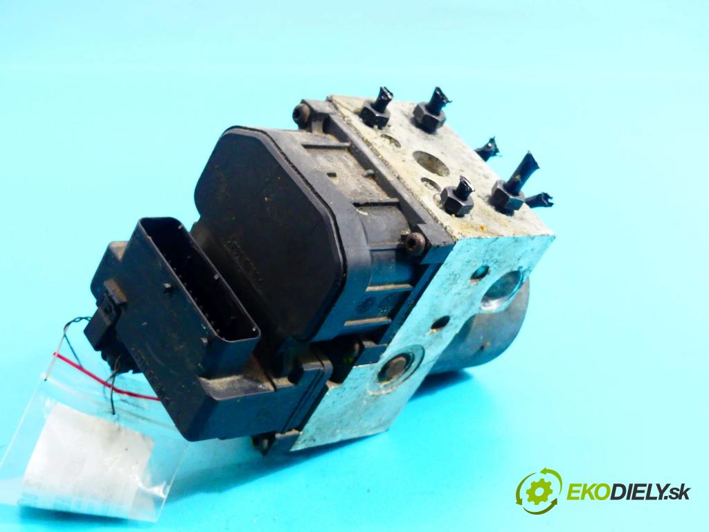 Audi A4 B5 1994-2001 1.8 20V 125 HP manual 92 kW 1781 cm3 4- čerpadlo abs 0273004281 (Pumpy ABS)