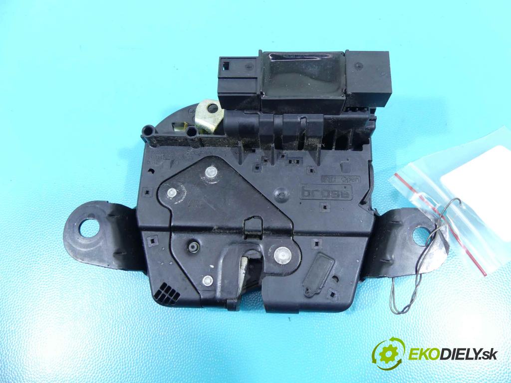 Bmw 2 F45/F46 2014-2022 2.0d 150 hp automatic 110 kW 1995 cm3 5- zámek kufrových dveří zadní 7348530