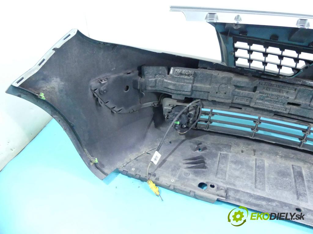 Renault Scenic II 2003-2009 1.6 16v 113 hp manual 83 kW 1598 cm3 5- nárazník přední