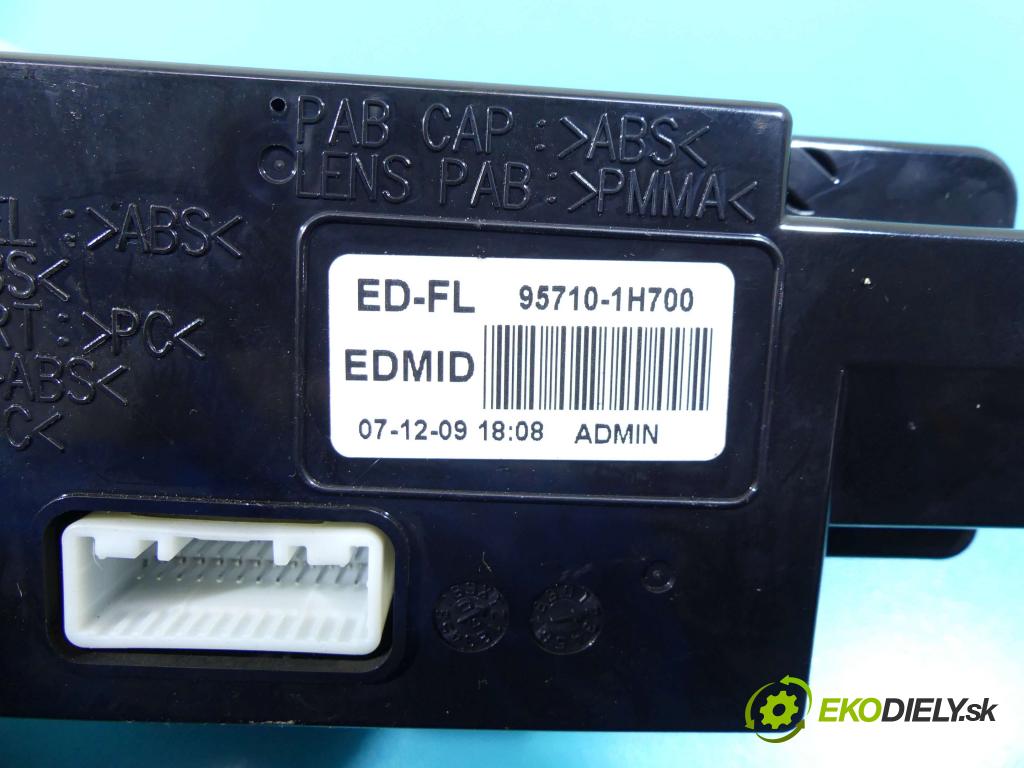 Kia Ceed I 2006-2012 1.6 crdi 116 hp manual 85 kW 1582 cm3 5- displej 95710-1H700 (Přístrojové desky, displeje)