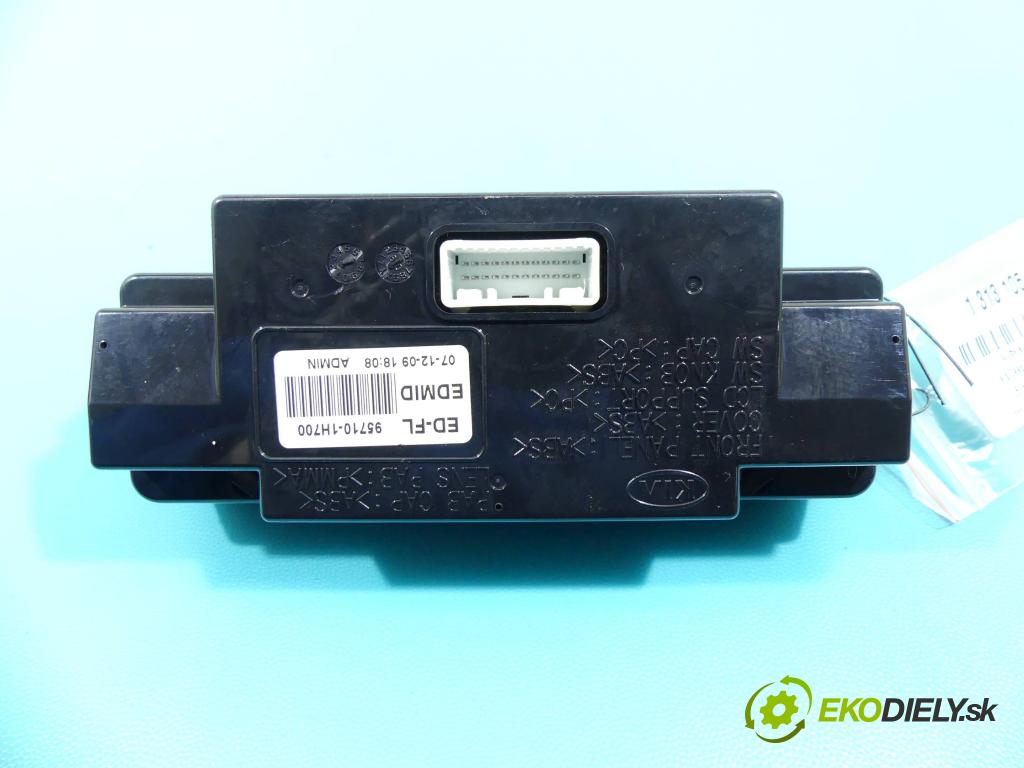 Kia Ceed I 2006-2012 1.6 crdi 116 hp manual 85 kW 1582 cm3 5- displej 95710-1H700 (Přístrojové desky, displeje)