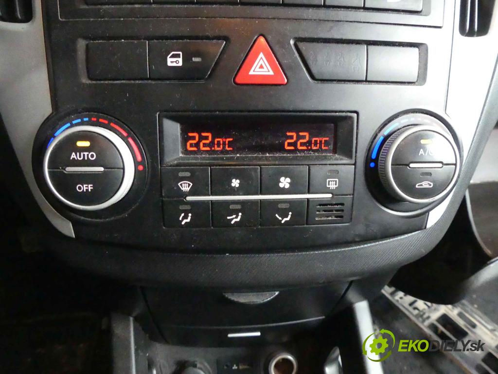 Kia Ceed I 2006-2012 1.6 crdi 116 HP manual 85 kW 1582 cm3 5- panel kúrenia 97250-1H622