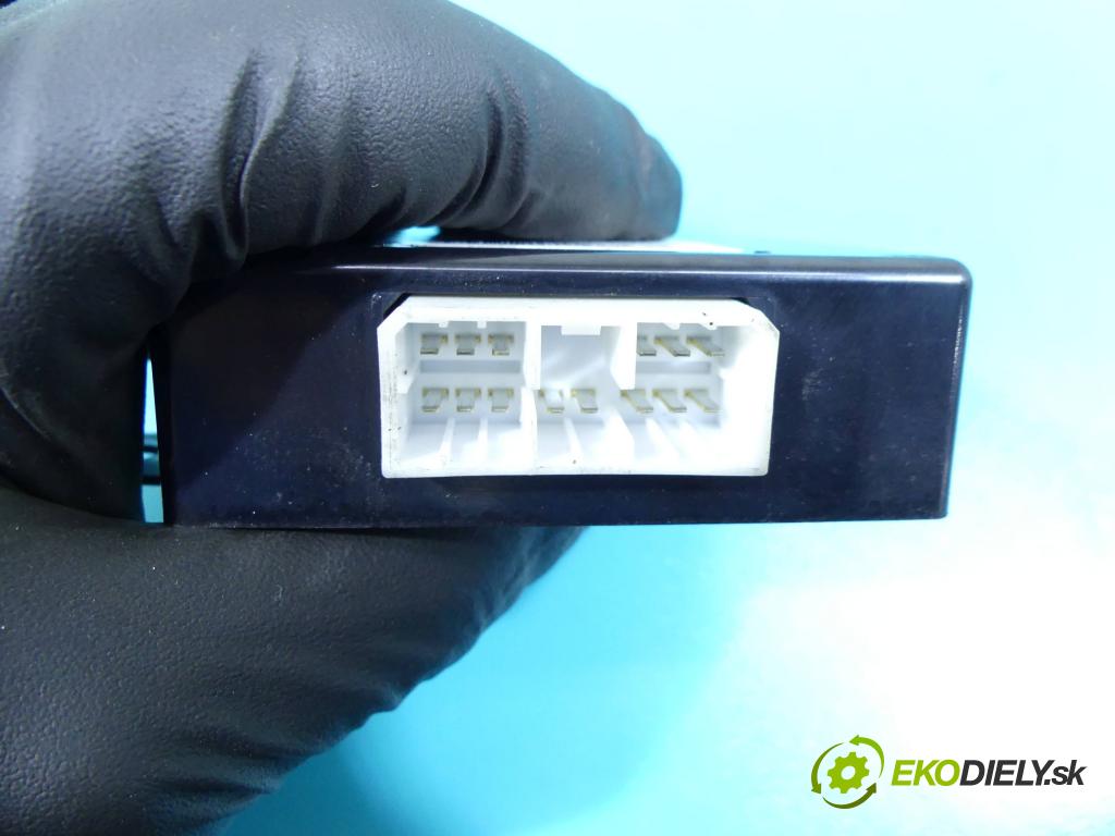 Kia Carnival II 2005-2014 2.9 crdi 185 HP automatic 136 kW 2902 cm3 5- modul riadiaca jednotka 95700-4D000 (Ostatné)