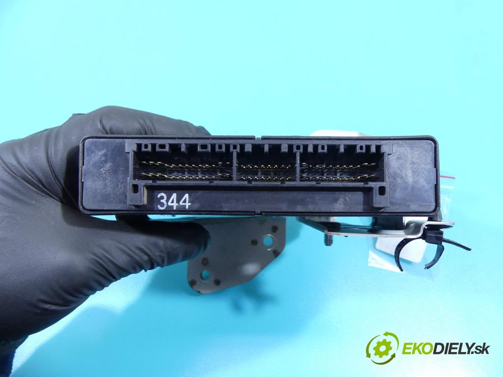 Kia Carnival II 2005-2014 2.9 crdi 185 HP automatic 136 kW 2902 cm3 5- modul riadiaca jednotka 95440-3A280 (Ostatné)