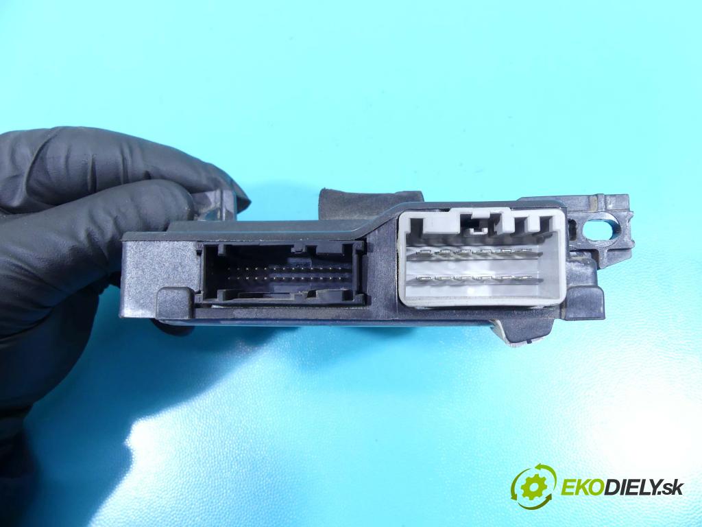 Kia Carnival II 2005-2014 2.9 crdi 185 HP automatic 136 kW 2902 cm3 5- modul riadiaca jednotka 16915132 (Ostatné)