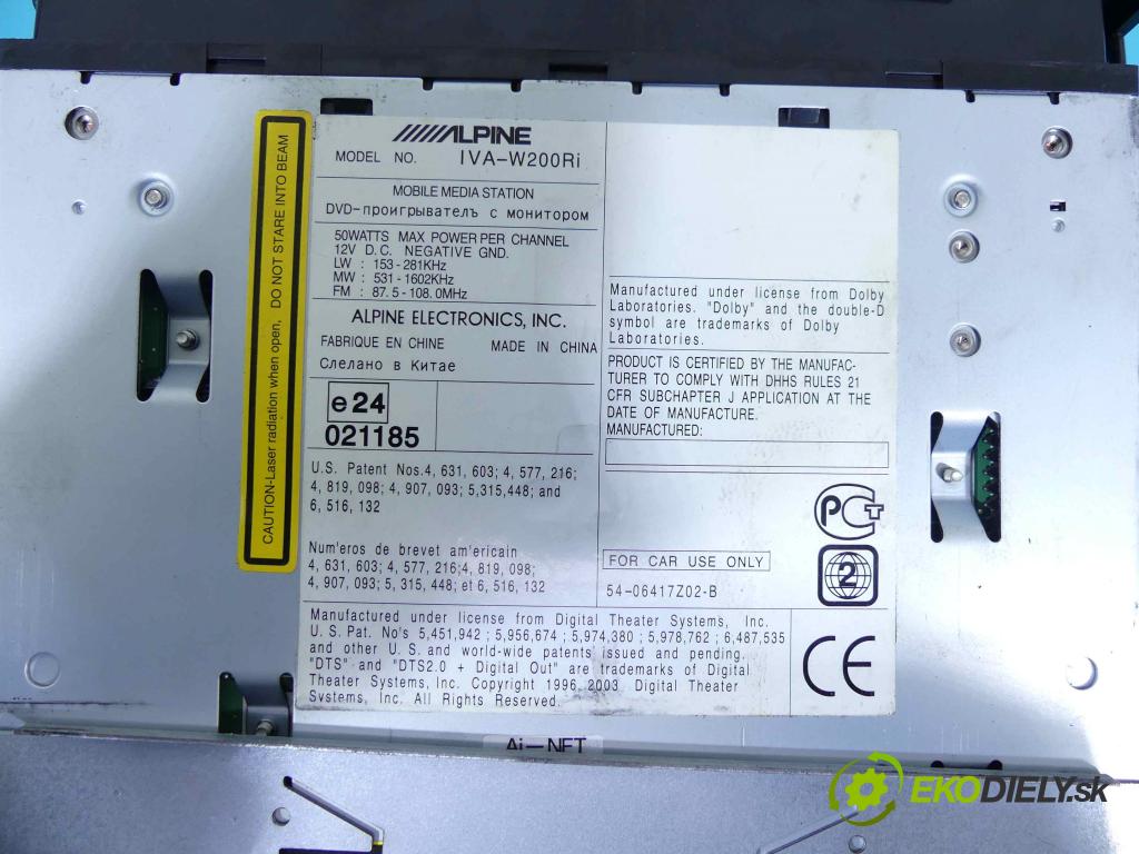 Kia Carnival II 2005-2014 2.9 crdi 185 HP automatic 136 kW 2902 cm3 5- Radio IVA-W200RI