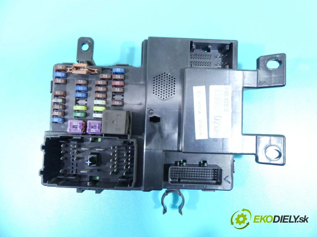 Kia Carnival II 2005-2014 2.9 crdi 185 hp automatic 136 kW 2902 cm3 5- skříňka pojistková 91955-4D280 (Pojistkové skříňky)