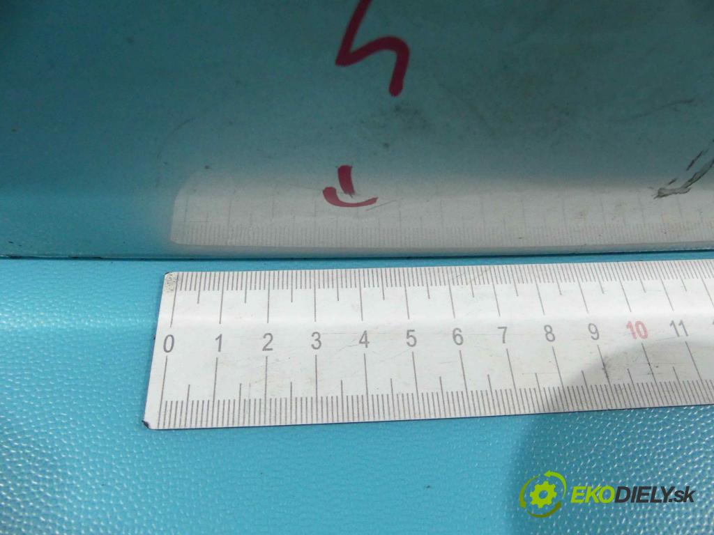 Kia Carnival II 2005-2014 2.9 crdi 185 hp automatic 136 kW 2902 cm3 5- zadní kufrové dveře  (Zadní kapoty)