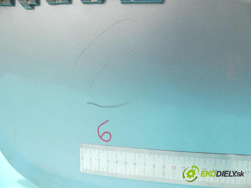 Kia Carnival II 2005-2014 2.9 crdi 185 hp automatic 136 kW 2902 cm3 5- zadní kufrové dveře  (Zadní kapoty)