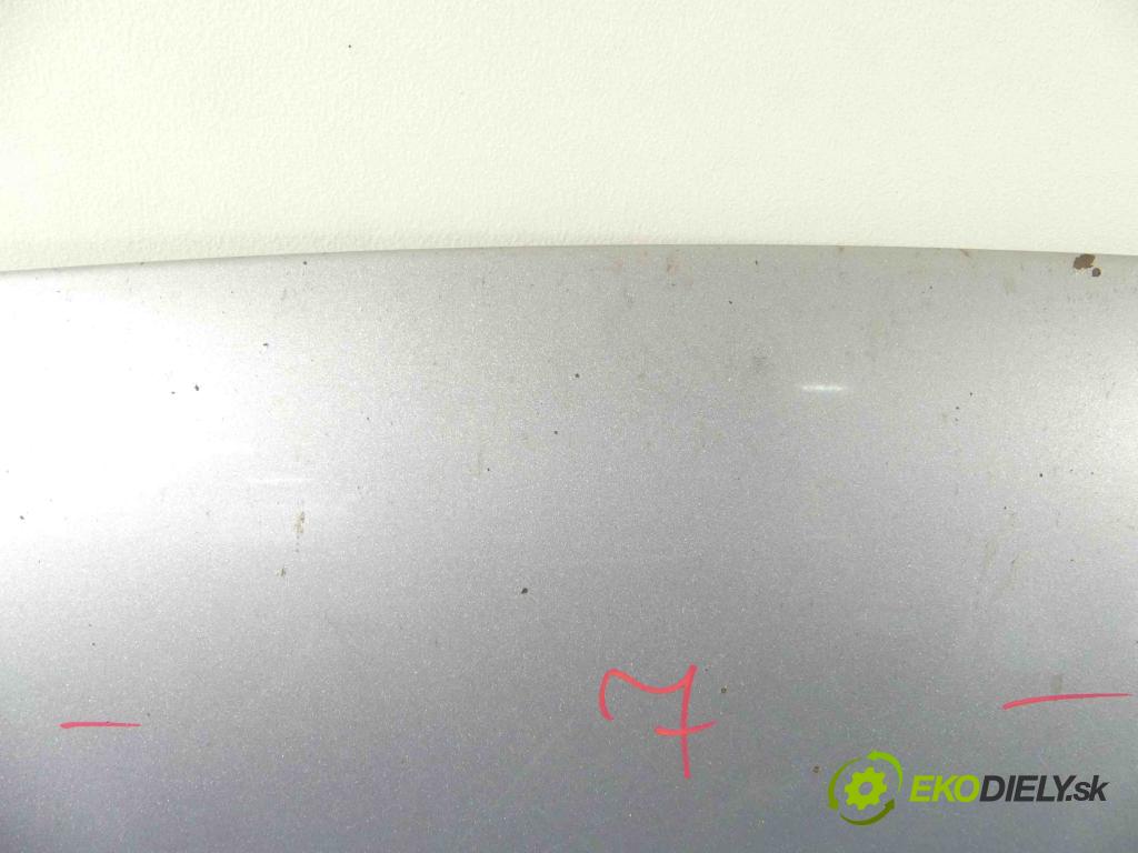Kia Carnival II 2005-2014 2.9 crdi 185 HP automatic 136 kW 2902 cm3 5- kapota predná