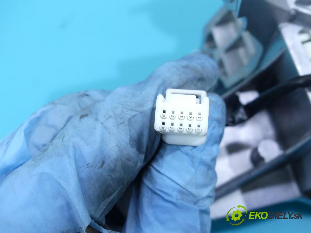 Lexus RX II 2003-2008 3.3 V6 232KM automatic 171 kW 3302 cm3 5- Páka: Změny: stupeň,rýchlosť  (Rýchlostné páky / kulisy)