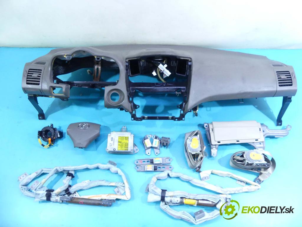 Lexus RX II 2003-2008 3.3 V6 232KM automatic 171 kW 3302 cm3 5- kokpit,pristrojová doska rozdeľovacia 55950-48030