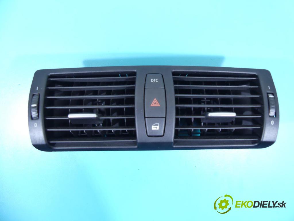 Bmw 1 E87 2004-2011 2.0d 177 HP manual 130 kW 1995 cm3 3- Mřížka: kúrenia stredová 7059189 (Mriežky kúrenia (fukáre))