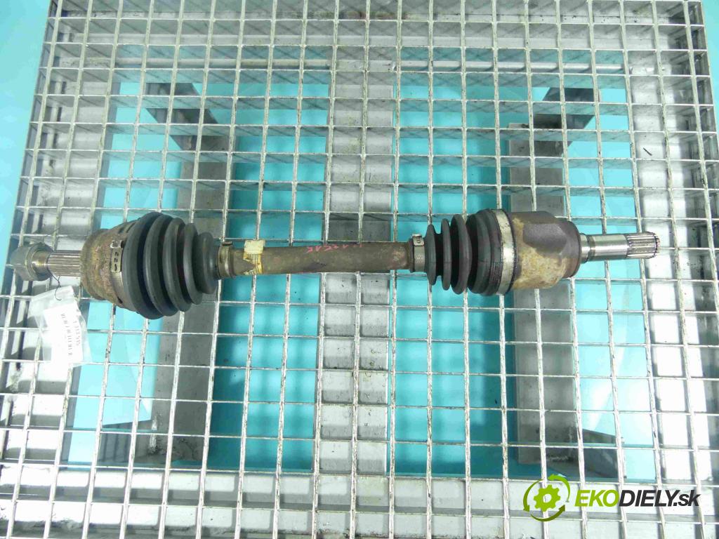 Fiat Bravo II 2007-2014 1.6 jtd 105 HP manual 77 kW 1598 cm3 5- poloos ľavé  (Poloosy)