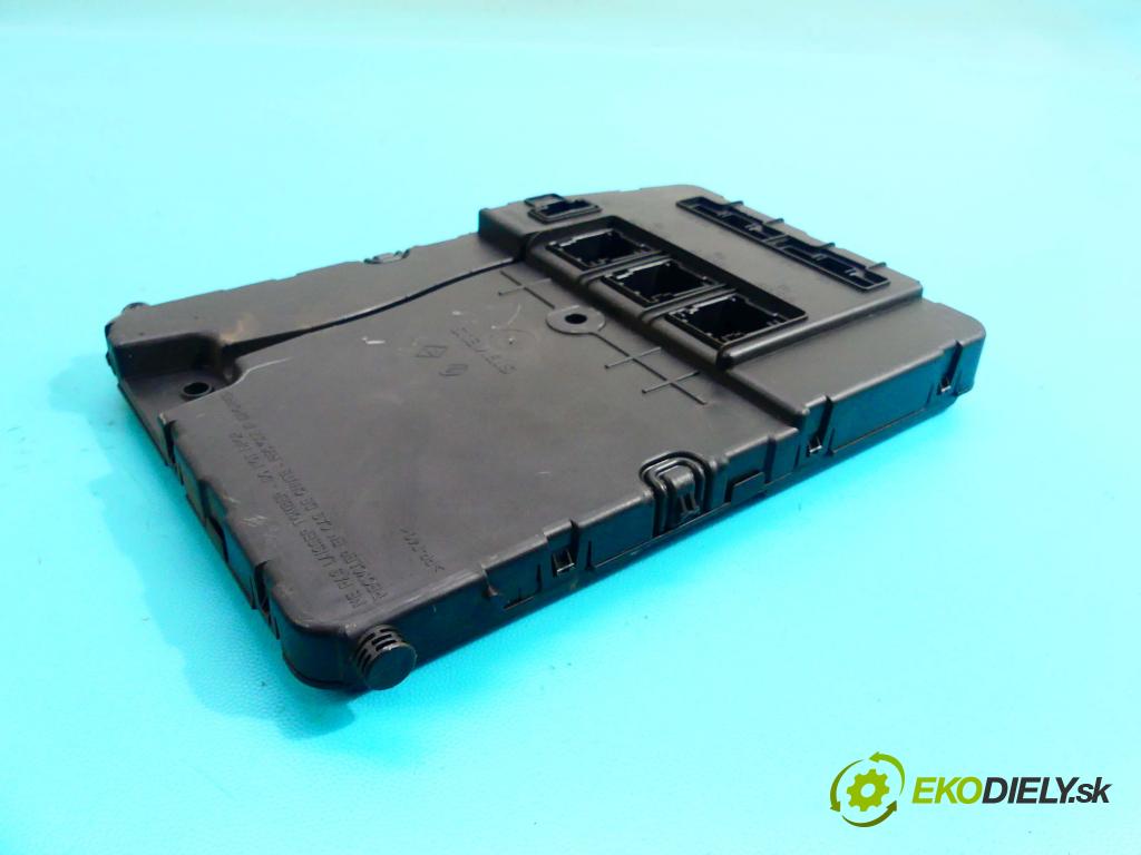 Renault Scenic II 2003-2009 1.6 16v 113 HP manual 83 kW 1598 cm3 5- modul riadiaca jednotka 8200306435 (Ostatné)