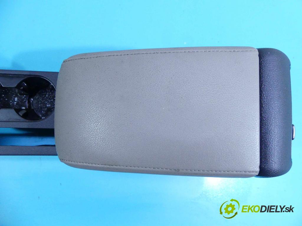 Vw Jetta VI 2010-2018 1.4 TSI 122 HP manual 90 kW 1390 cm3 4- operadlo 5C6863383UT (Lakťové opierky)