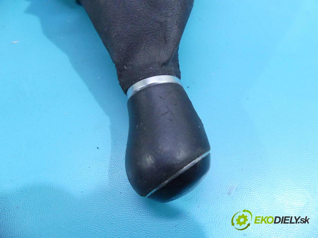 Vw Jetta VI 2010-2018 1.4 TSI 122 HP manual 90 kW 1390 cm3 4- Páka: Změny: stupeň,rýchlosť 1K0711061C (Rýchlostné páky / kulisy)