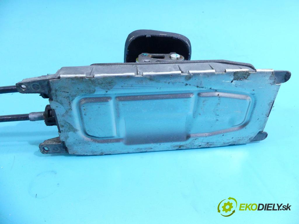 Vw Jetta VI 2010-2018 1.4 TSI 122 HP manual 90 kW 1390 cm3 4- Páka: Změny: stupeň,rýchlosť 1K0711061C (Rýchlostné páky / kulisy)