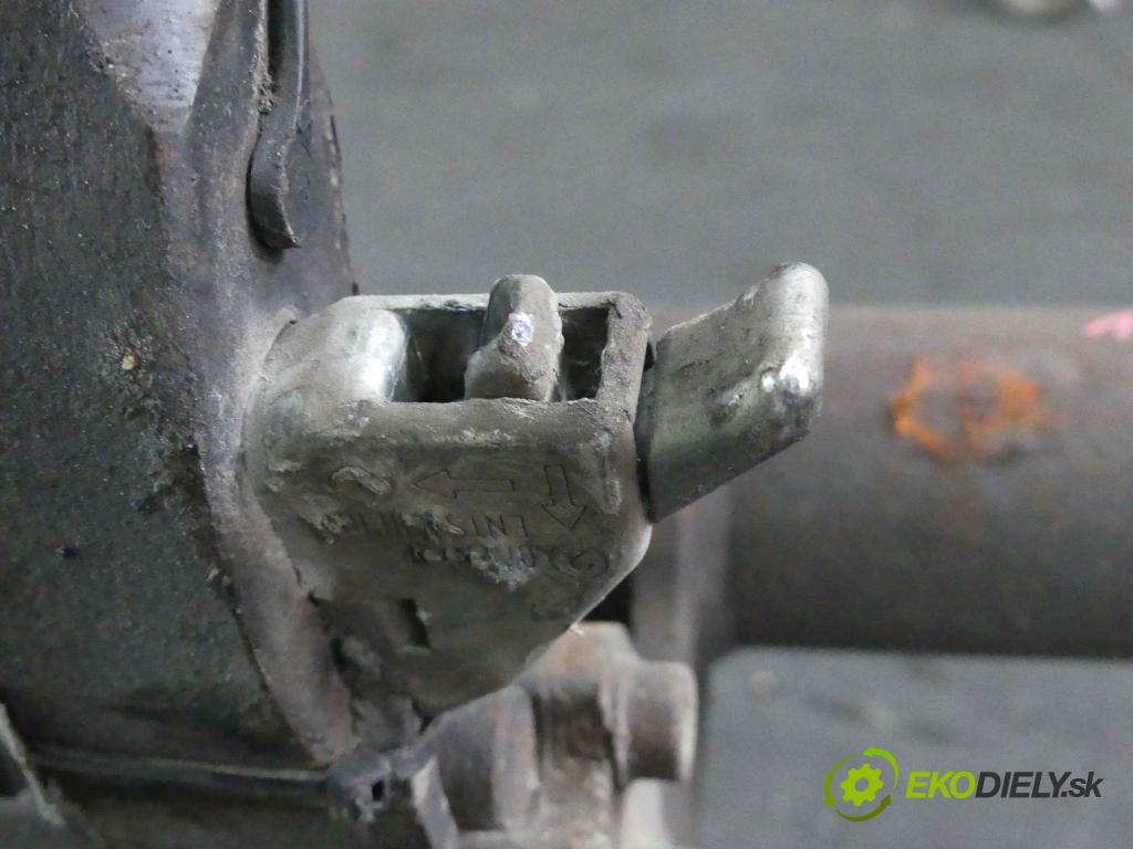 Vw Passat B4 1993-1997 1.9 tdi 90 hp manual 66 kW 1896 cm3 5- oko tažné