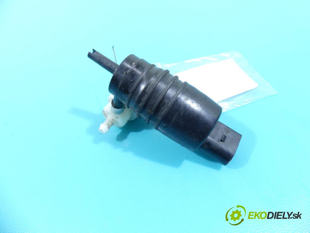 Bmw 2 F45/F46 2014-2022 2.0d 150 HP automatic 110 kW 1995 cm3 5- pompa ostrekovačov 7388349 (Motorčeky, čerpadlá ostrekovačov)