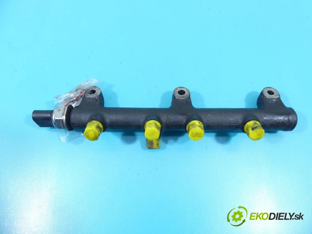 Kia Carnival II 2005-2014 2.9 crdi 185 HP automatic 136 kW 2902 cm3 5- lišta vstrekovacia 31500-4X400 (Vstrekovacie lišty)