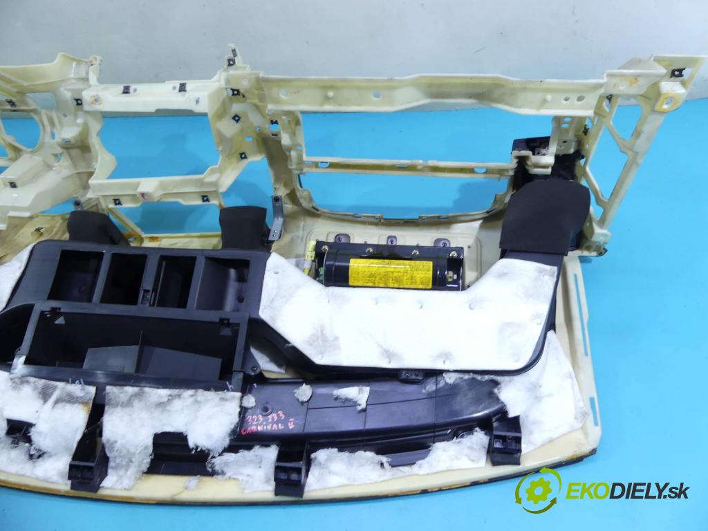 Kia Carnival II 2005-2014 2.9 crdi 185 HP automatic 136 kW 2902 cm3 5- kokpit,pristrojová doska rozdeľovacia 84530-4D000