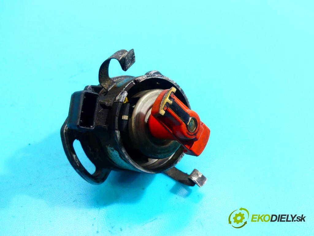 Vw Golf III 1991-1998 1.6 75 HP manual 55 kW 1598 cm3 5- rozdeľovač 0237521061 (Rozdeľovače)