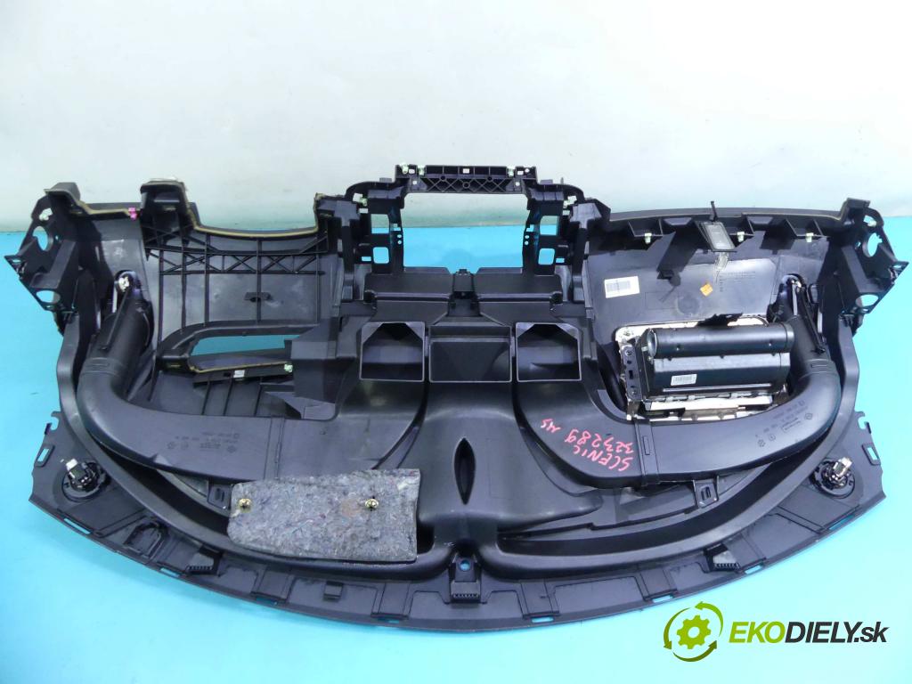 Renault Scenic II 2003-2009 1.5 dci 106 HP manual 78 kW 1461 cm3 5- kokpit,pristrojová doska rozdeľovacia 8200493263A