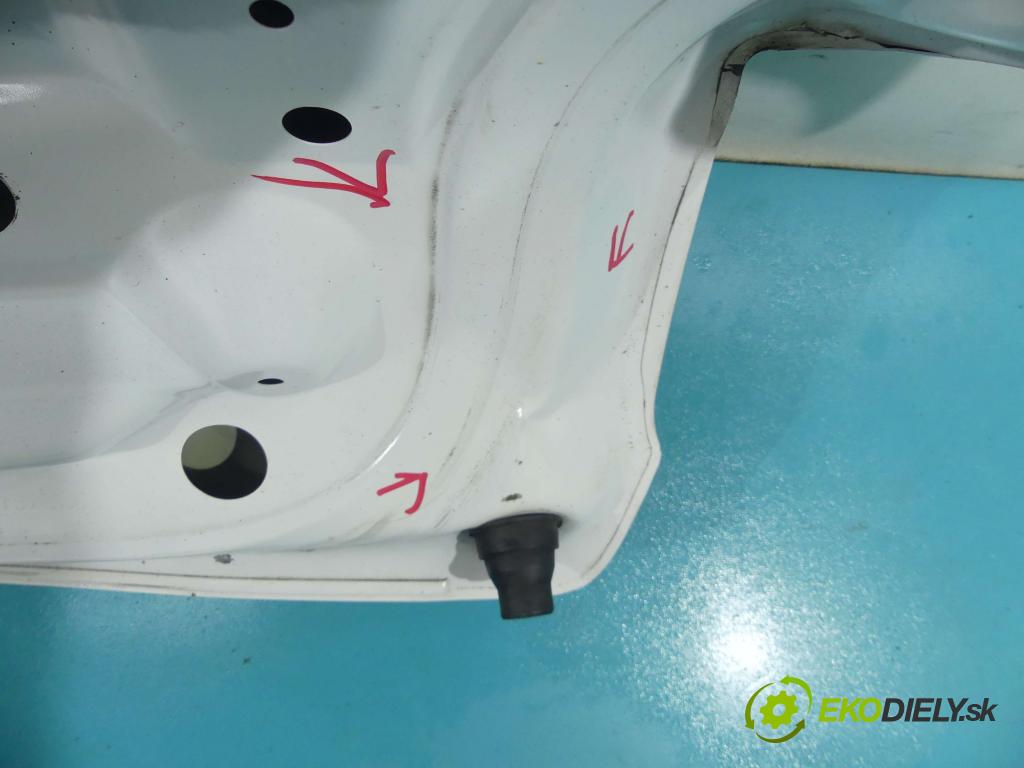 Citroen C4 Cactus 2014-2020 1.2 Tech 82 hp manual 60 kW 1199 cm3 5- zadní kufrové dveře  (Zadní kapoty)