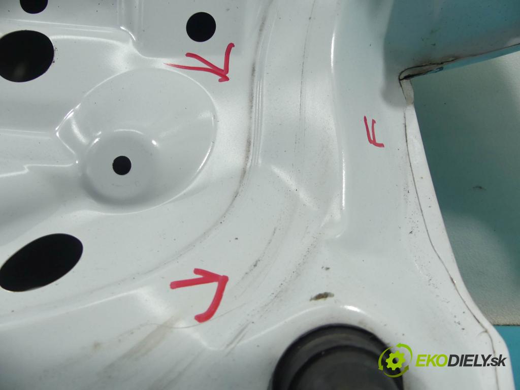 Citroen C4 Cactus 2014-2020 1.2 Tech 82 hp manual 60 kW 1199 cm3 5- zadní kufrové dveře  (Zadní kapoty)