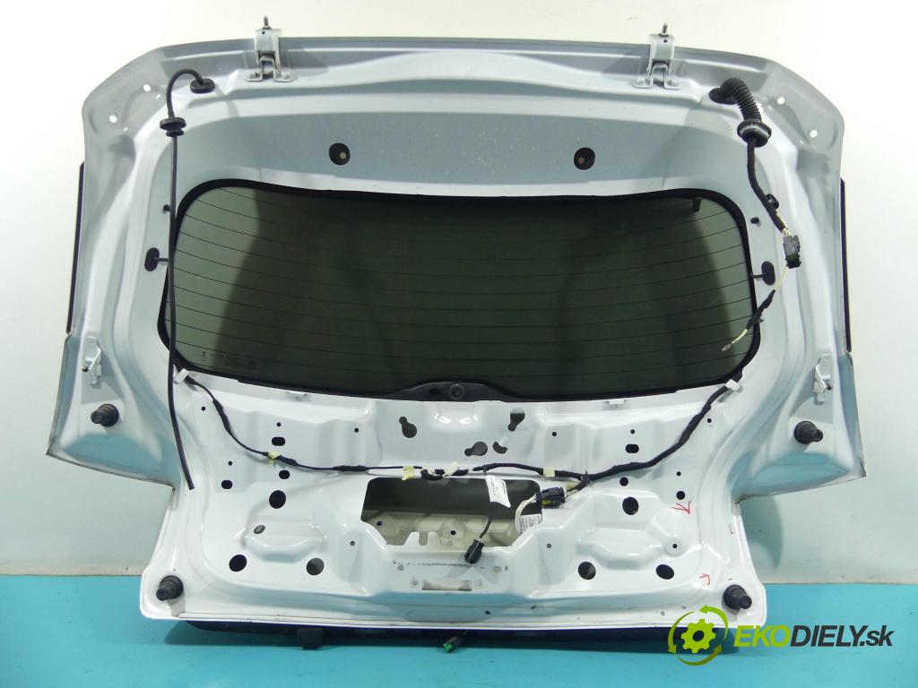 Citroen C4 Cactus 2014-2020 1.2 Tech 82 hp manual 60 kW 1199 cm3 5- zadní kufrové dveře  (Zadní kapoty)