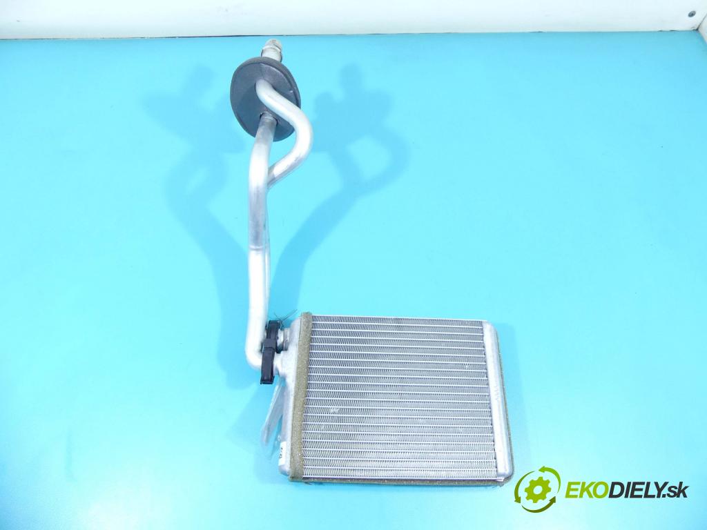 Citroen C4 Cactus 2014-2020 1.2 Pure Tech 82 hp manual 60 kW 1199 cm3 5- radiátor  (Radiátory topení)