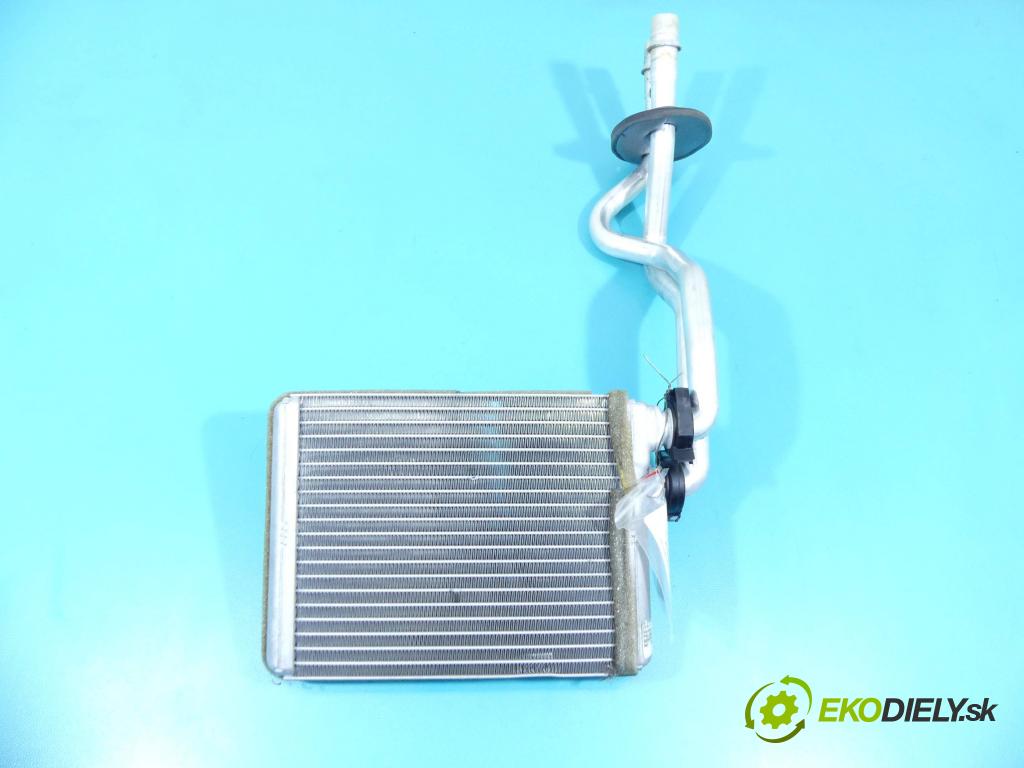 Citroen C4 Cactus 2014-2020 1.2 Pure Tech 82 hp manual 60 kW 1199 cm3 5- radiátor  (Radiátory topení)